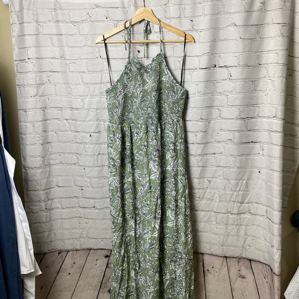 Forever21+ Halter Olive Floral Sundress • Size 3X